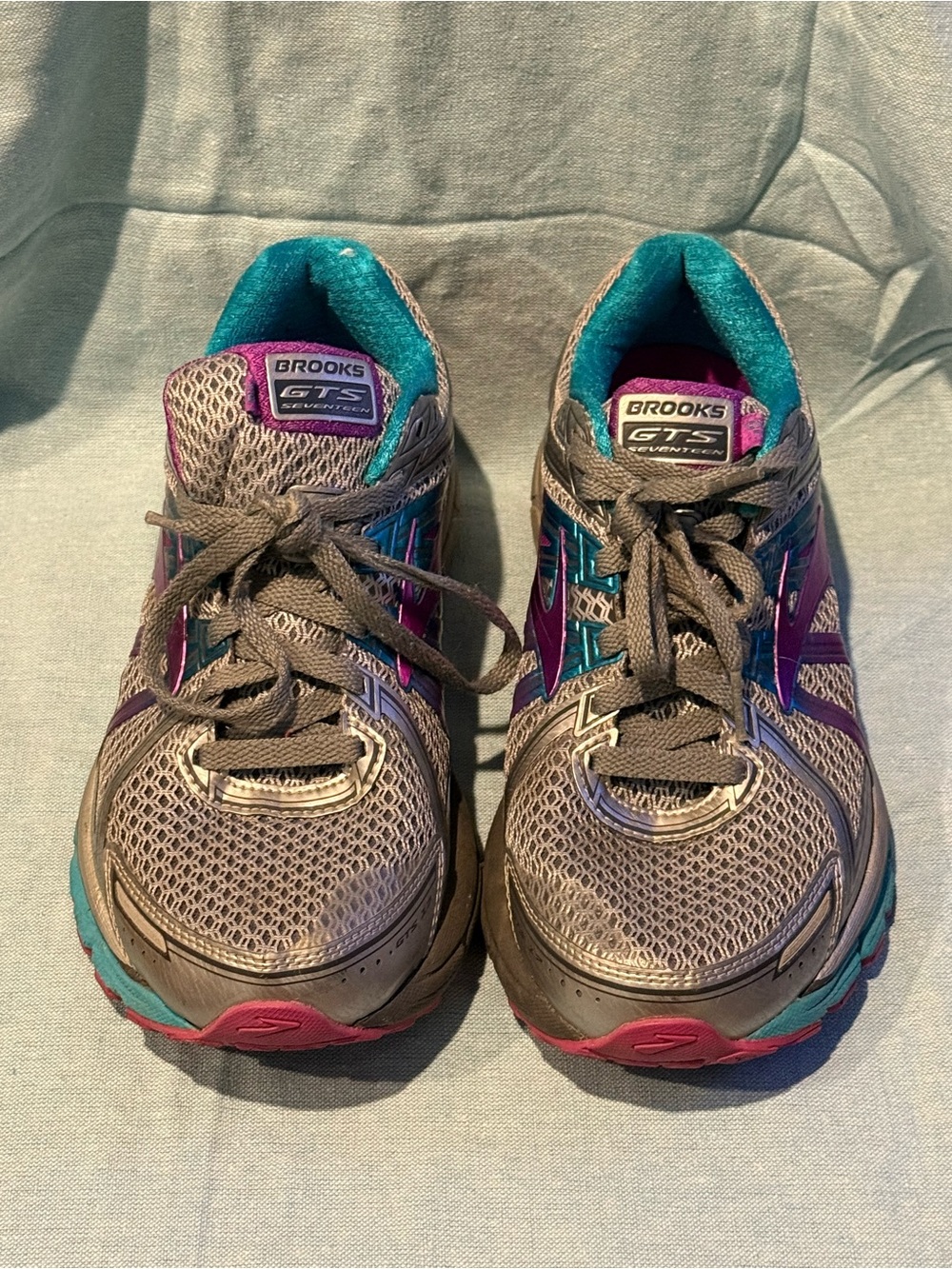 Brooks Gray Running Shoes with Teal & Purple Accents